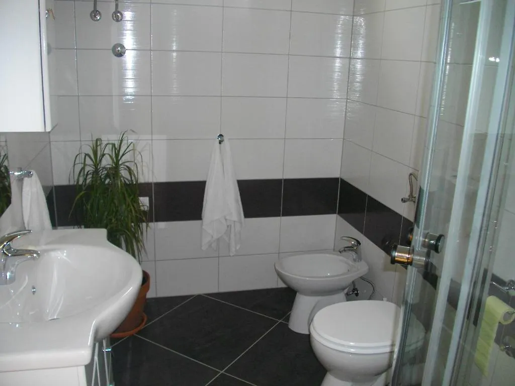 Luna Apartments Trogir