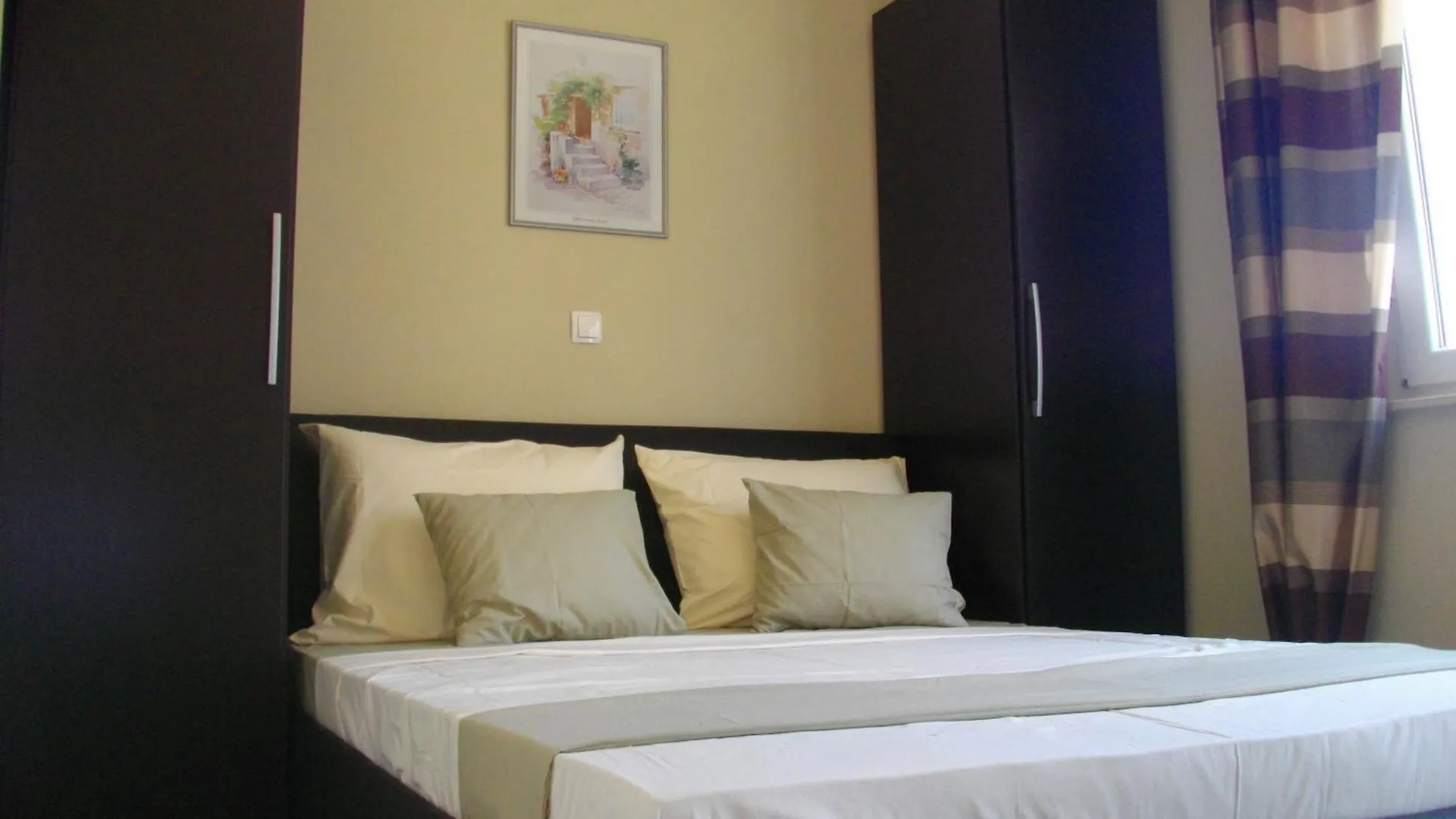 Luna Apartments Trogir Croatia