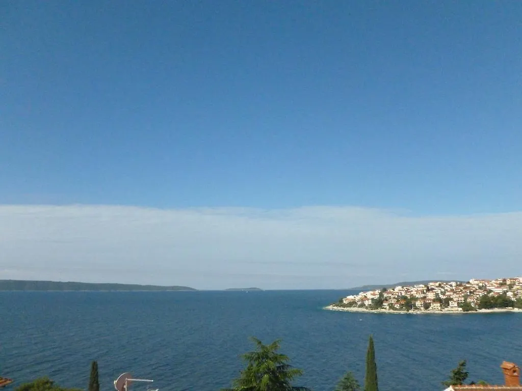 Luna Apartments Trogir